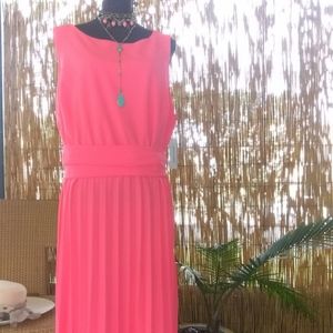 SANDRA DARREN DRESS CORAL PLEATED NWT 20W